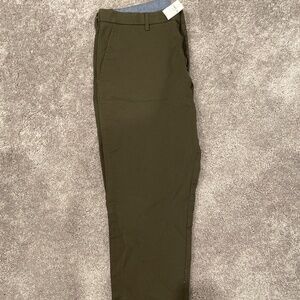 Banana Republic Mason Chino